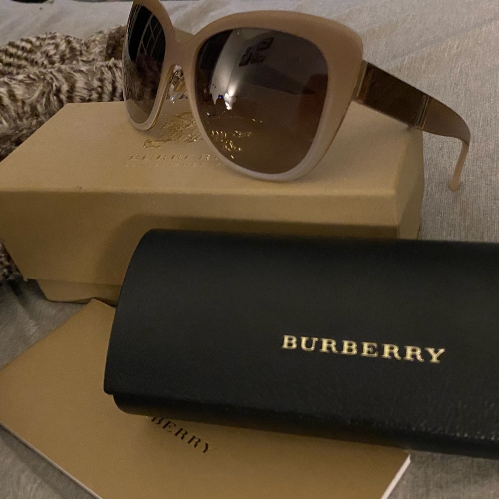 RARE Burberry sunglasses